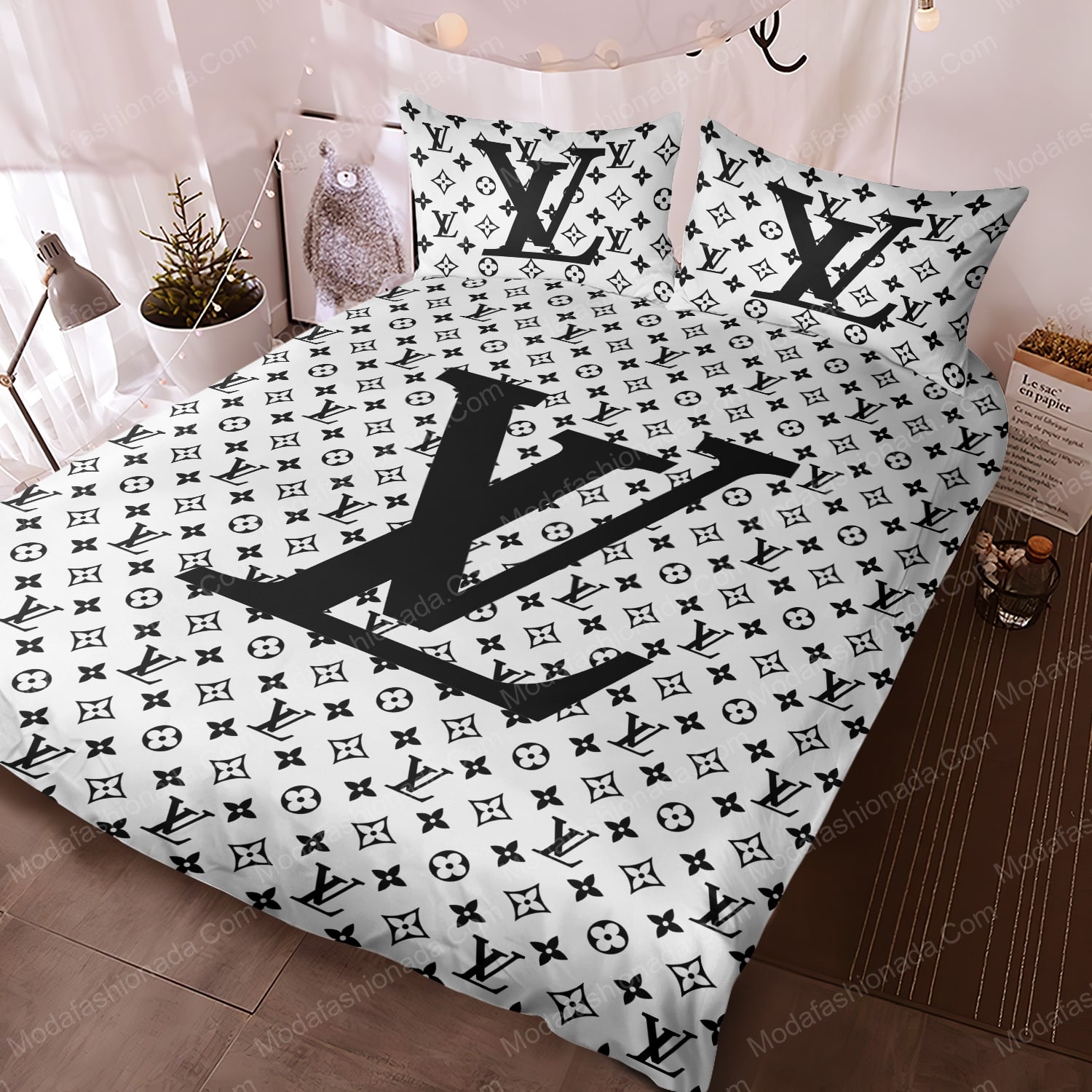 Luxury LV Comforter Set –