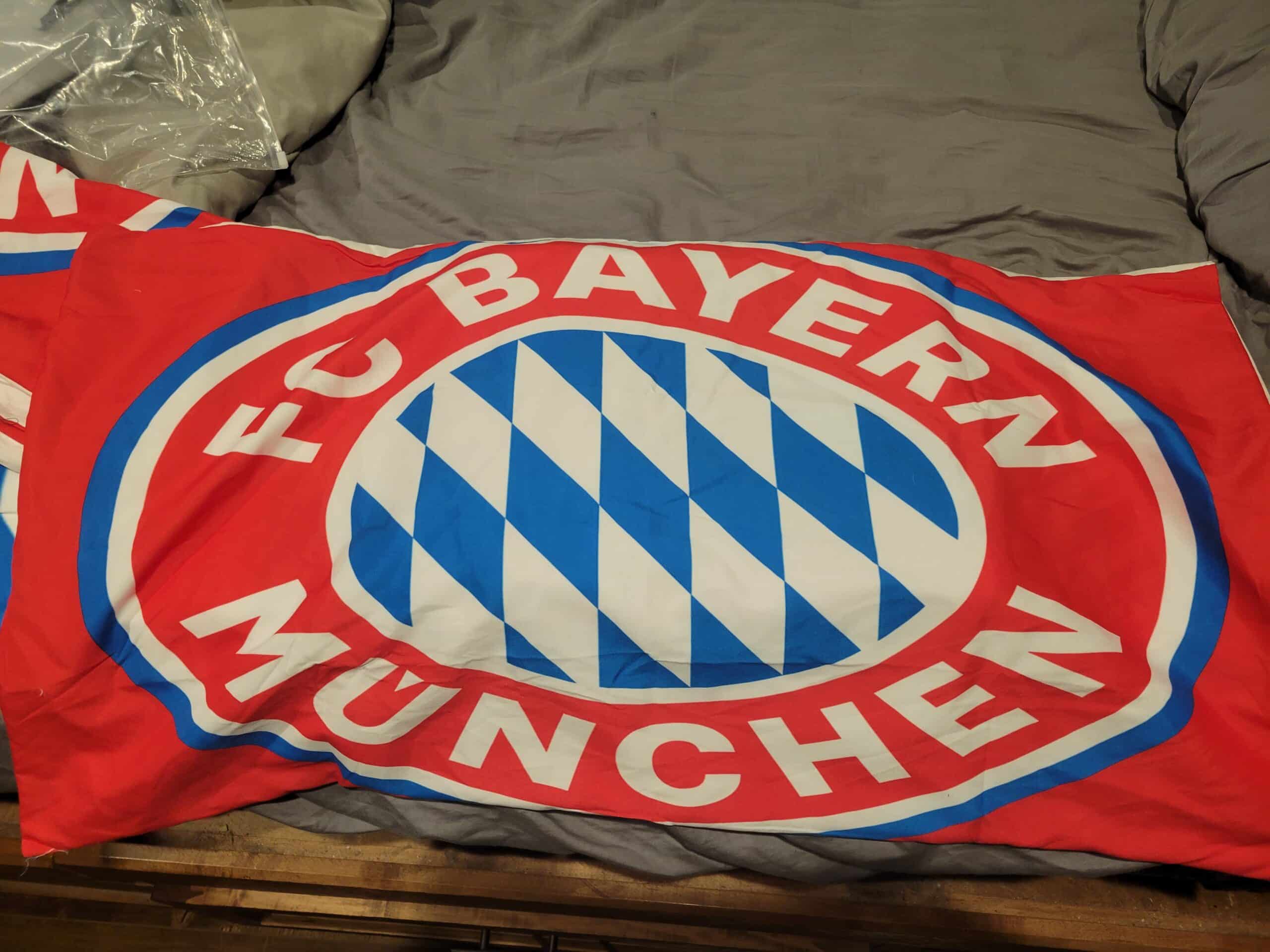 Logo FC Bayern Munich Bundesliga 69 Bedding Sets photo review