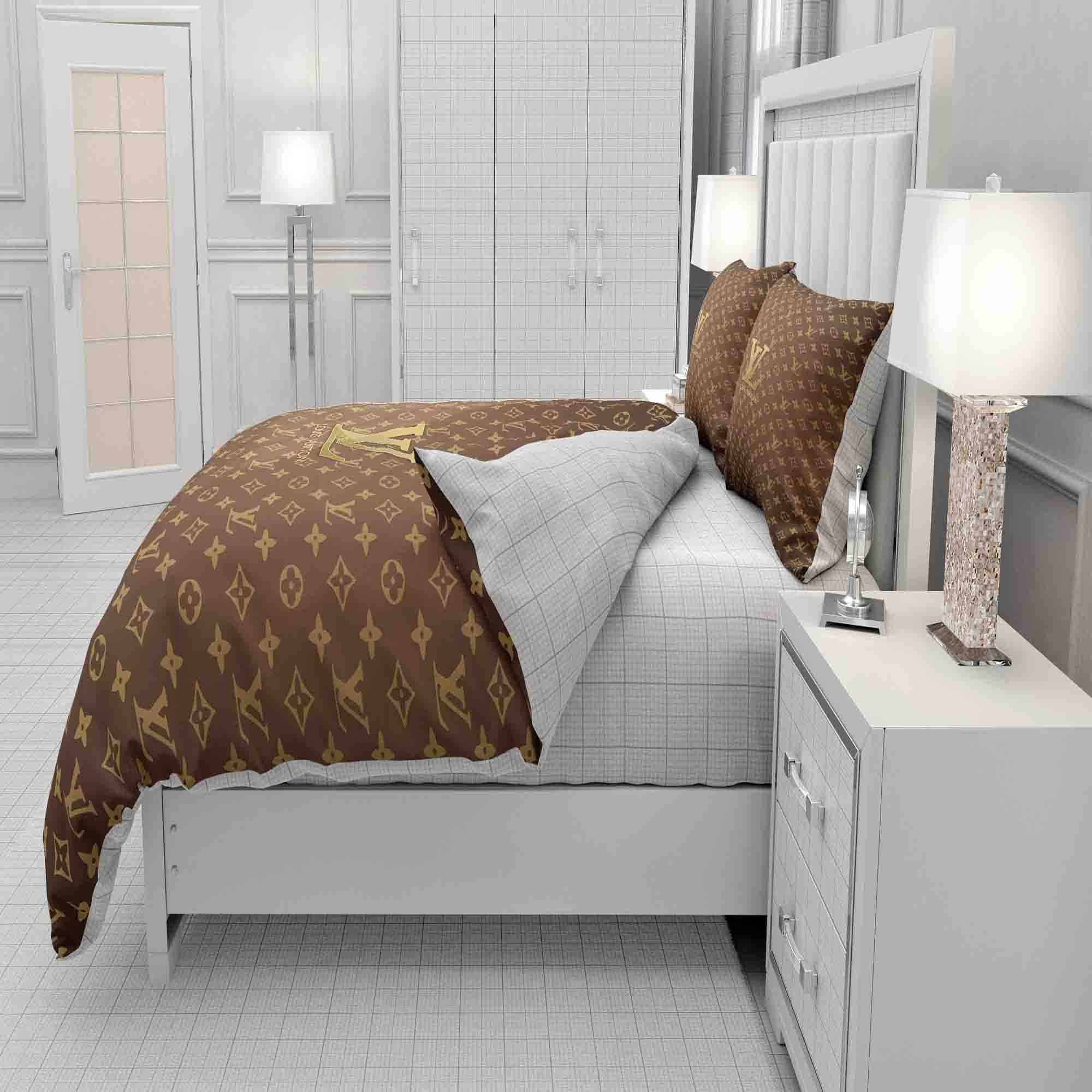 Louis Vuitton Golden Best Queen Bedding Set - Masteez